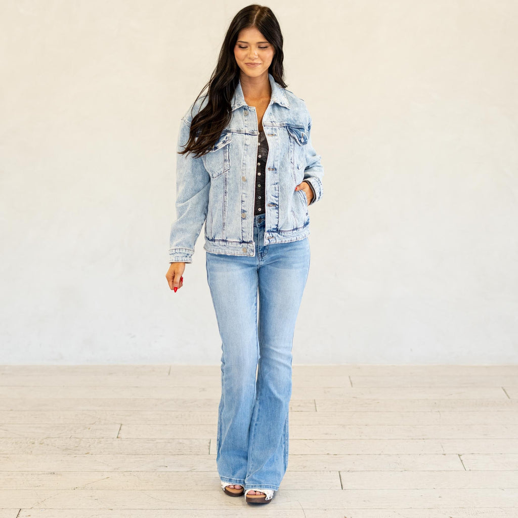 KanCan Illanie Oversized Denim Jacket Light Blue Wash