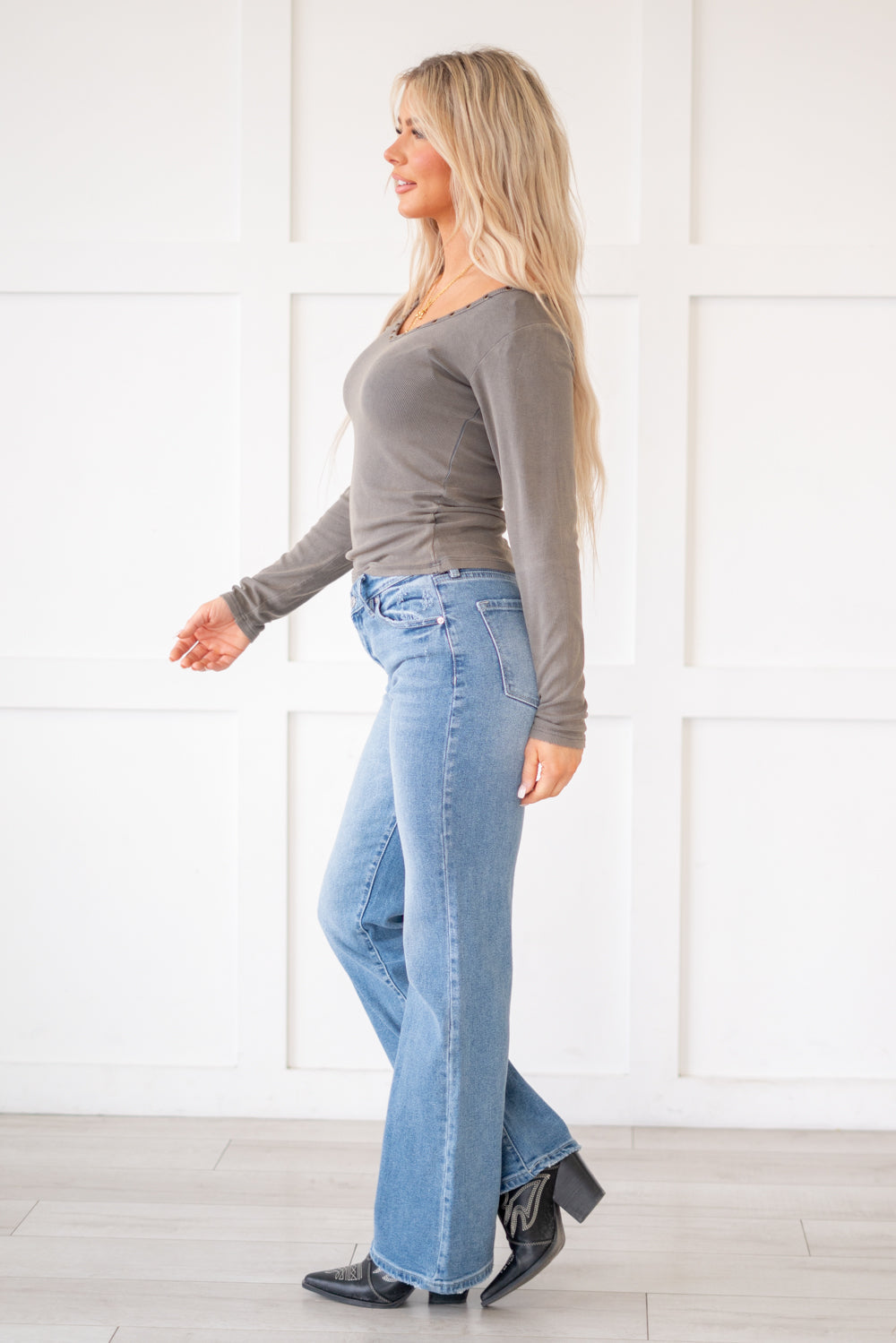 Lynn High Rise Wide Leg Flare