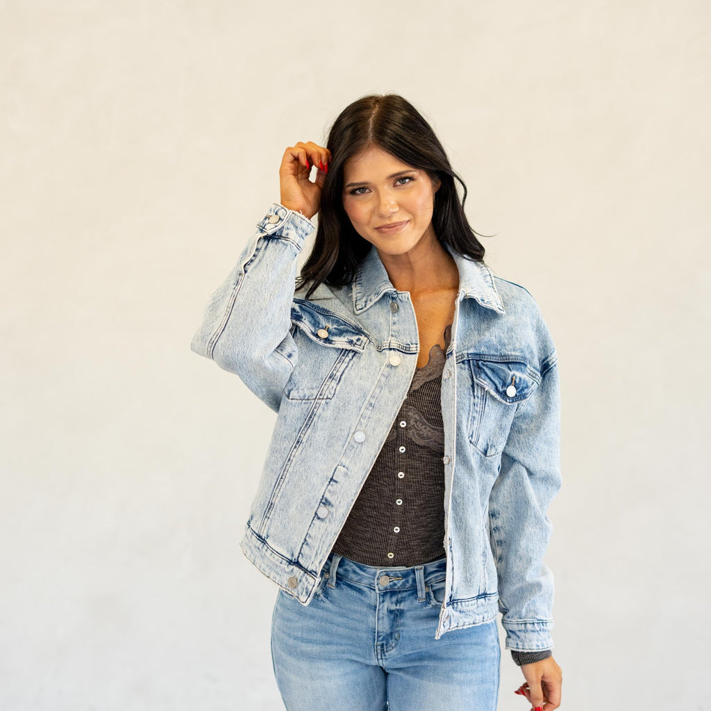 KanCan Illanie Oversized Denim Jacket Light Blue Wash