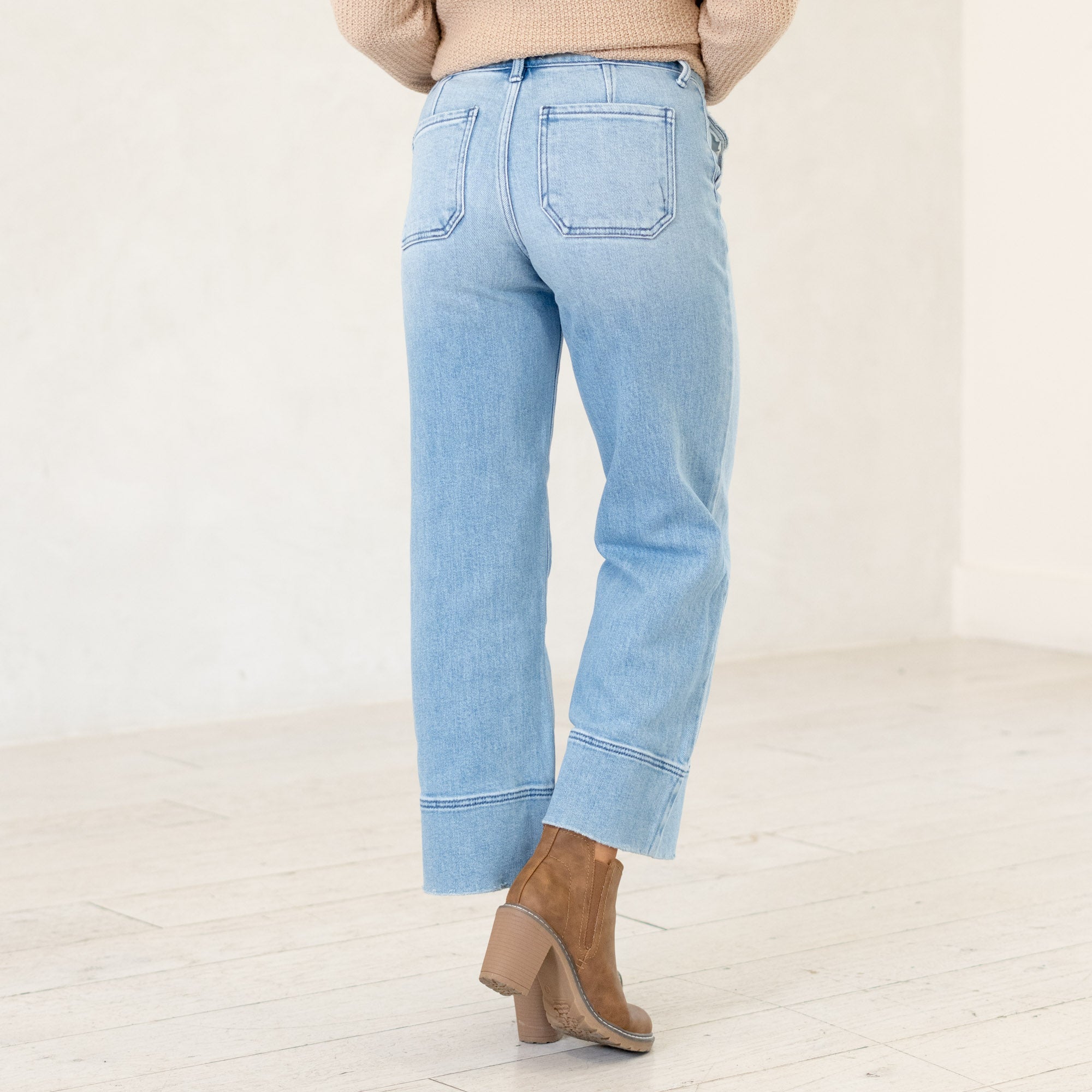 KanCan Darla High Rise Cropped Wide Leg Jeans Medium Blue Wash